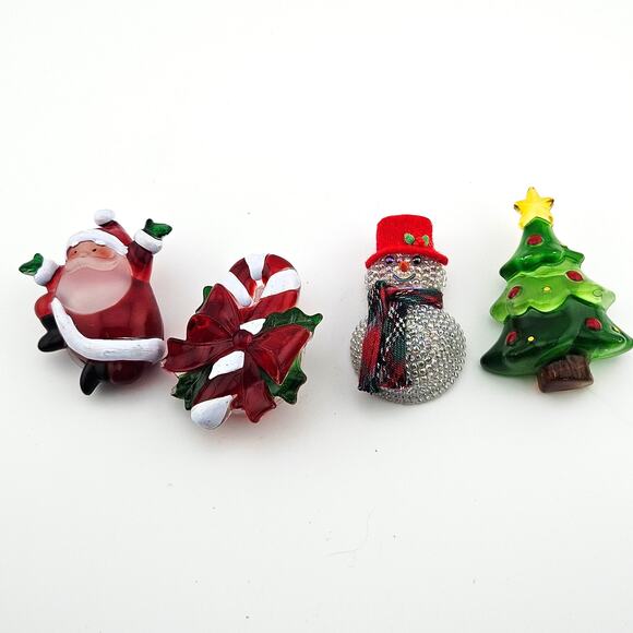 Christmas Magnetic Brooch Set Light Up Santa Snowman Tree Festive Party Novelty - Picture 1 of 5